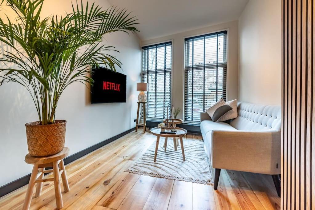 Canalview Luxury Apartment Amsterdam